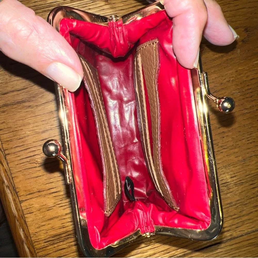 Dooney & Bourke Pebble Leather Small Framed Kisslock Purse French Caramel - Picture 4 of 7